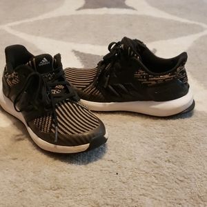 Adidas boys rapidrun tennis shoes